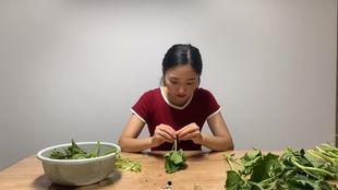 做梦在瓜藤摘瓜吃