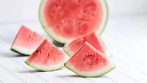 吃瓜送项目,吃瓜送项目，带你体验不一样的福利盛宴